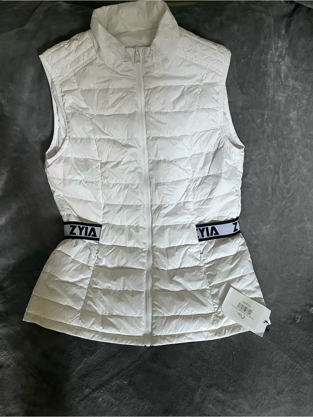ZYIA White Quilted Sleeveless Puffer Vest with Logo Waistband